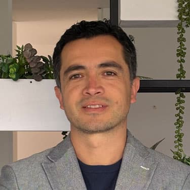 Nicolás Ramírez
